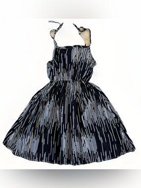 Cutie Patootie Black & White Tie Strap Dress Size 6
